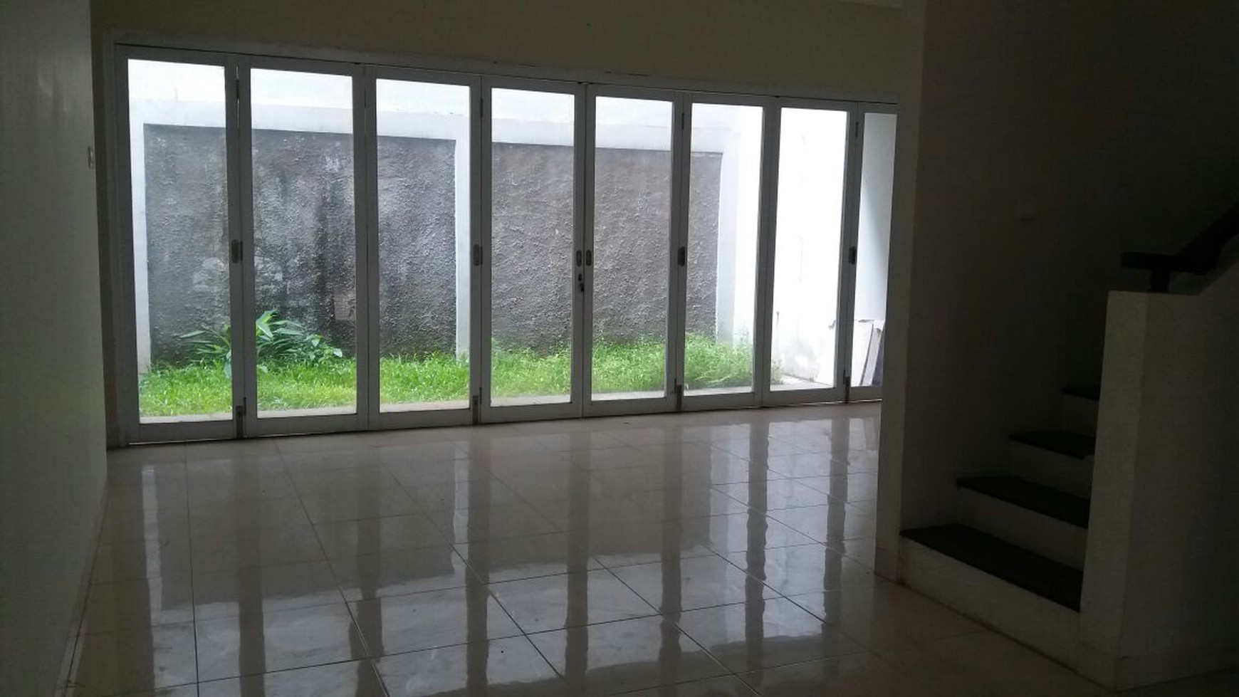 Rumah Murah, lingkungan nyaman dan bersih di Emerald View Bintaro