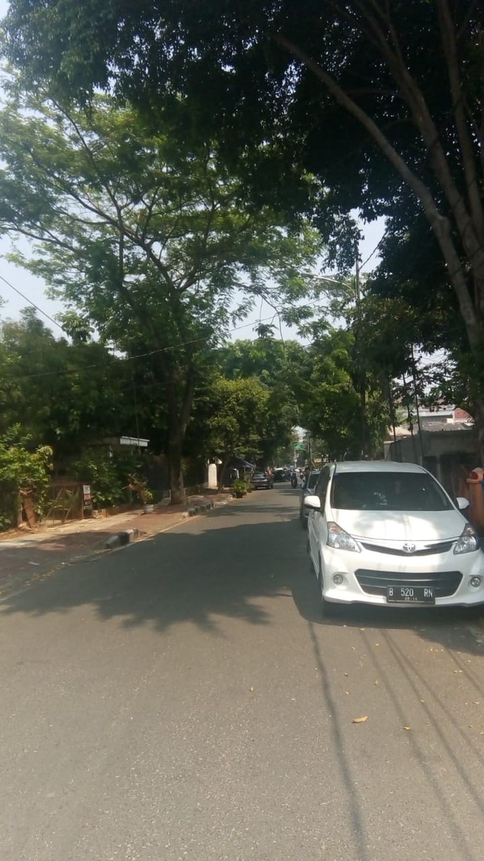 Rumah Hitung Tanah Di Cikini - Jakarta Pusat