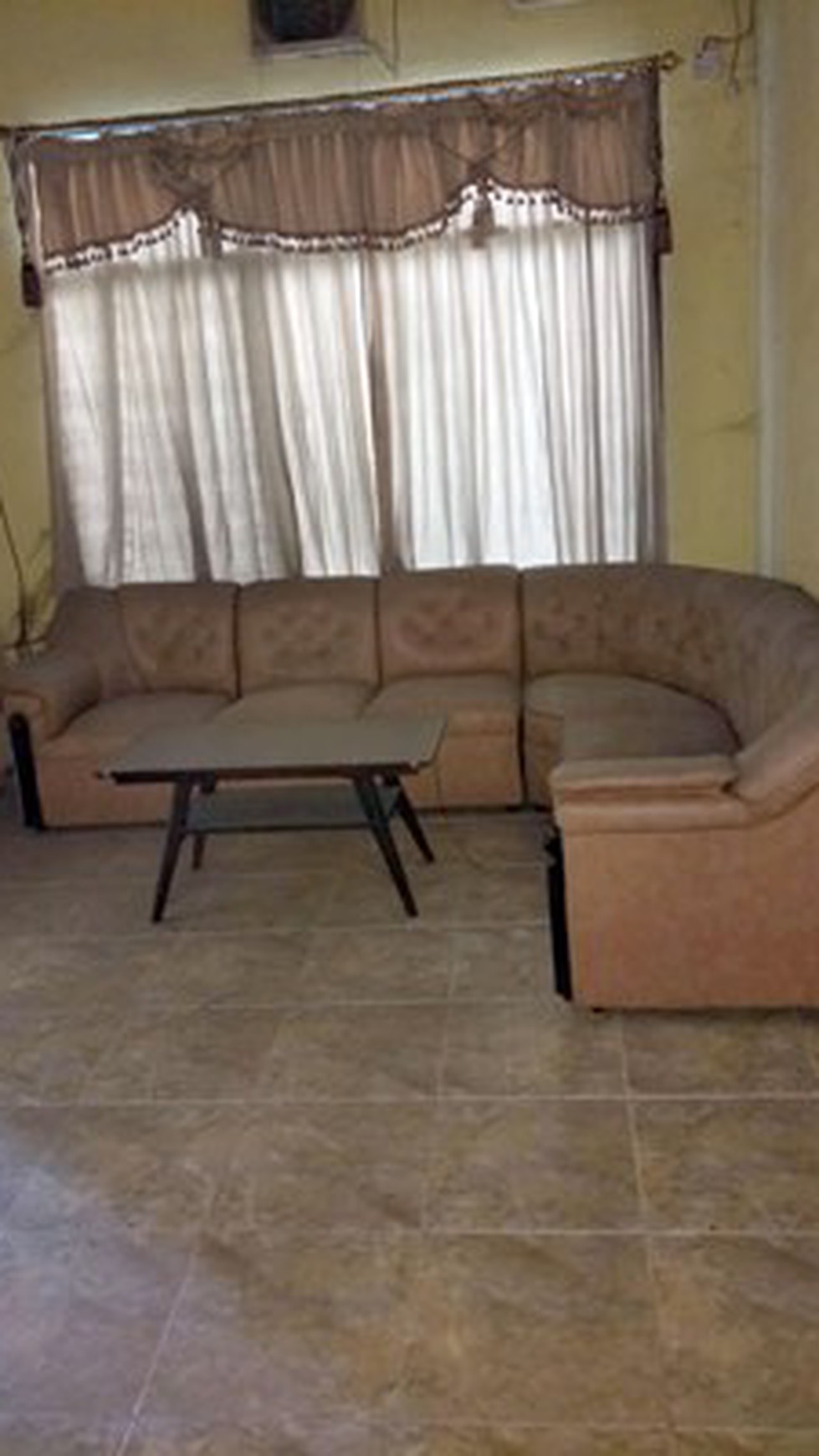 Gudang + Kantor, Lokasi Strategis, Nol Jalan Propinsi, Siap Pakai - YA -