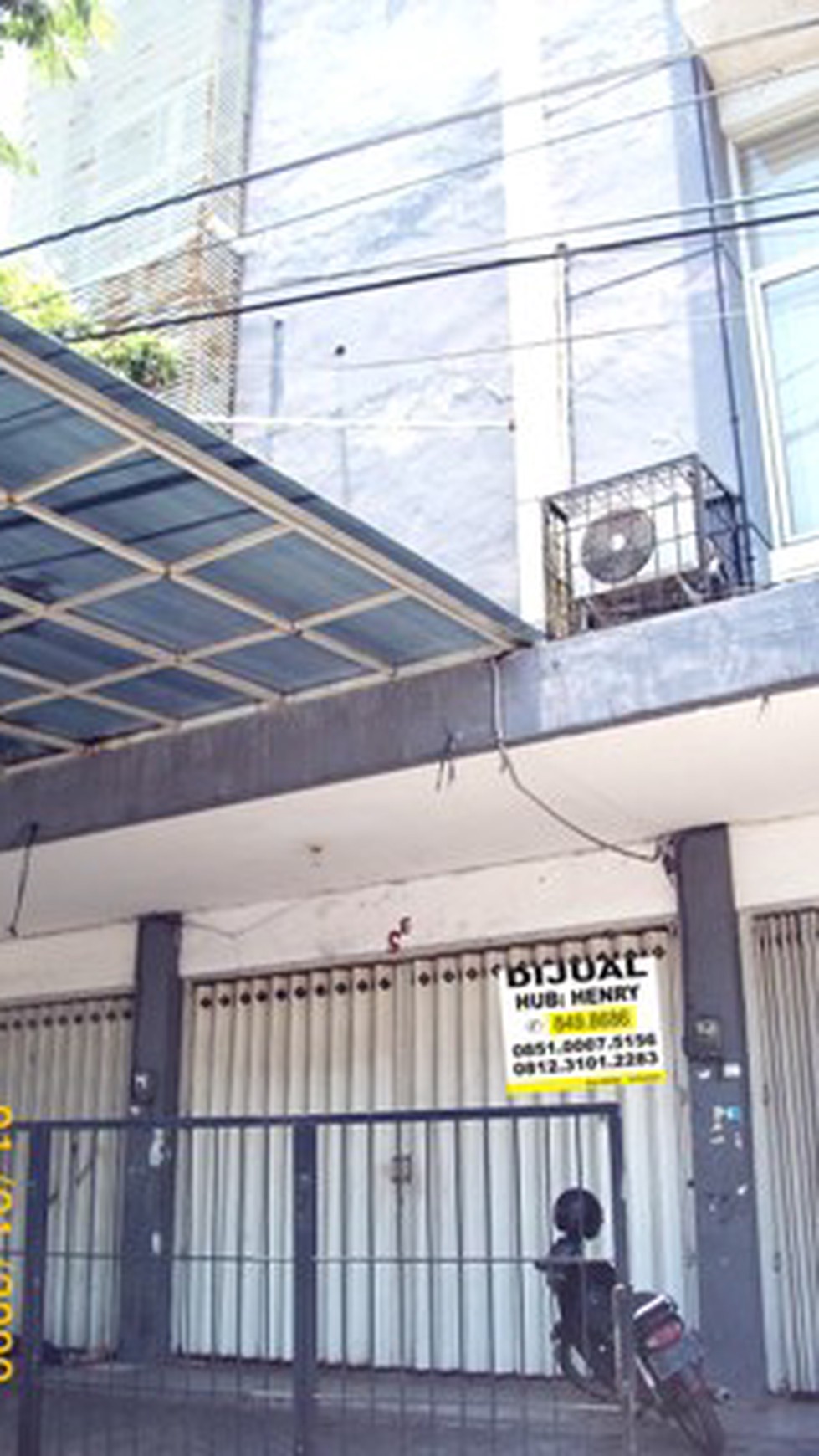 Ruko di Kedung Cowek, Lokasi Strategis, Nol Jalan Raya, Ramai, Siap Huni, Cocok untuk Kantor / Klinik / Resto dll - HY -