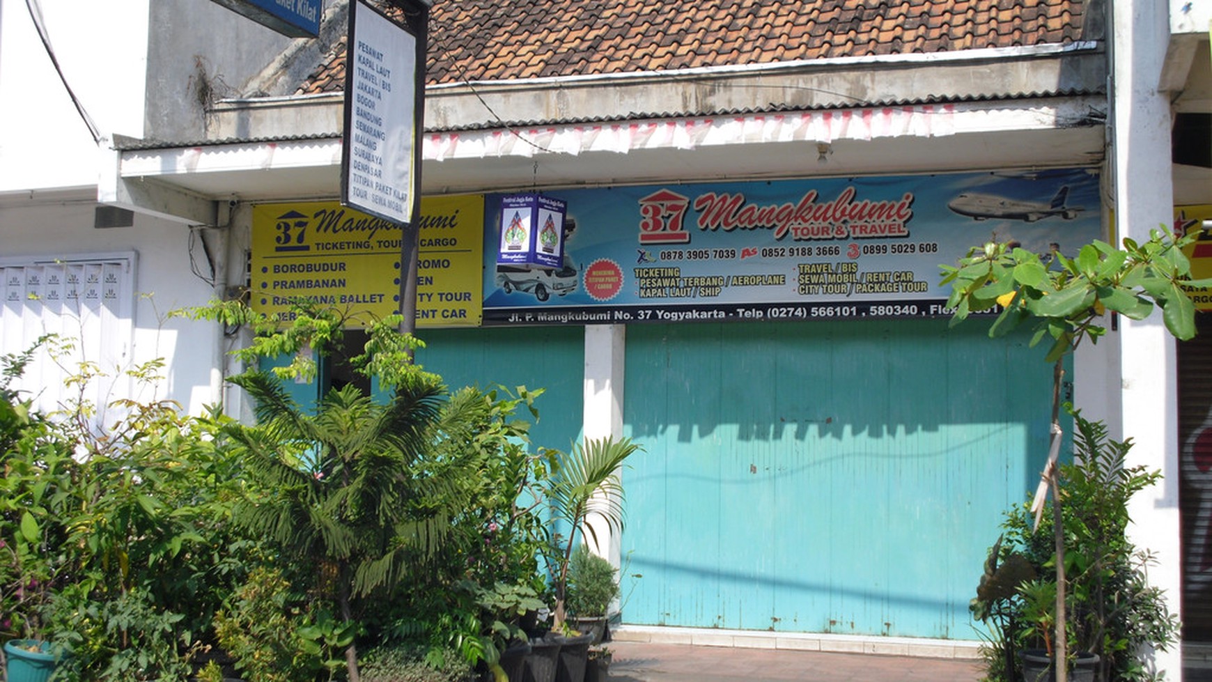 TANAH BESERTA BANGUNAN DIATASNYA, DEKAT MALIOBORO, STASIUN TUGU