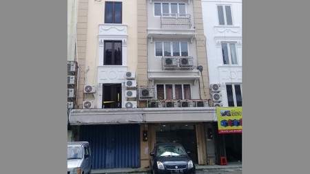 Ruko 4 lantai tengah kota strategis