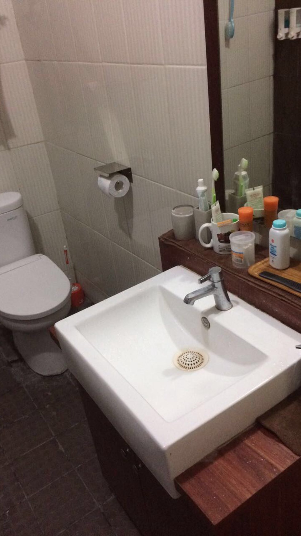 RUMAH DENGAN DESAIN MEWAH HARGA TERJANGKAU UNTUK KELUARGA MUDA.