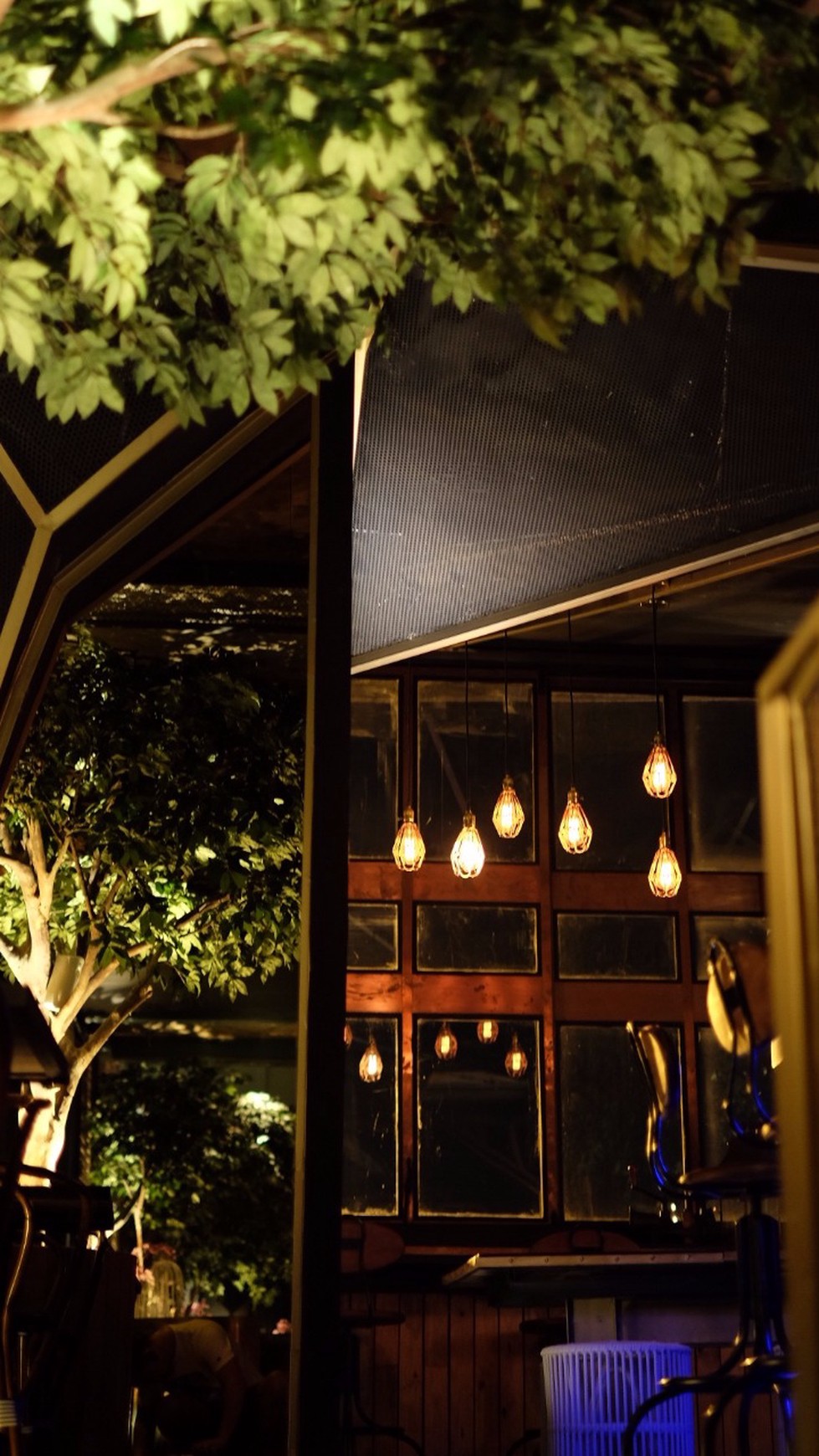 Dijual Ruko Ex. Cafe Full Furnished di Ruko Asiatic - Lippo Karawaci