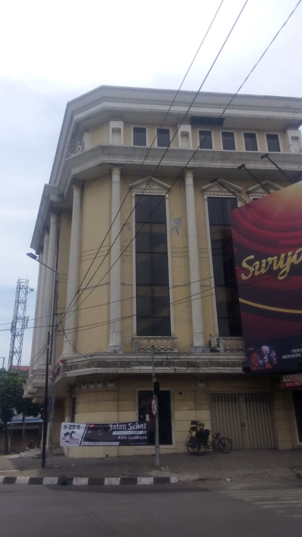 Ruko 4 lantai pusat kota nol jalan raya