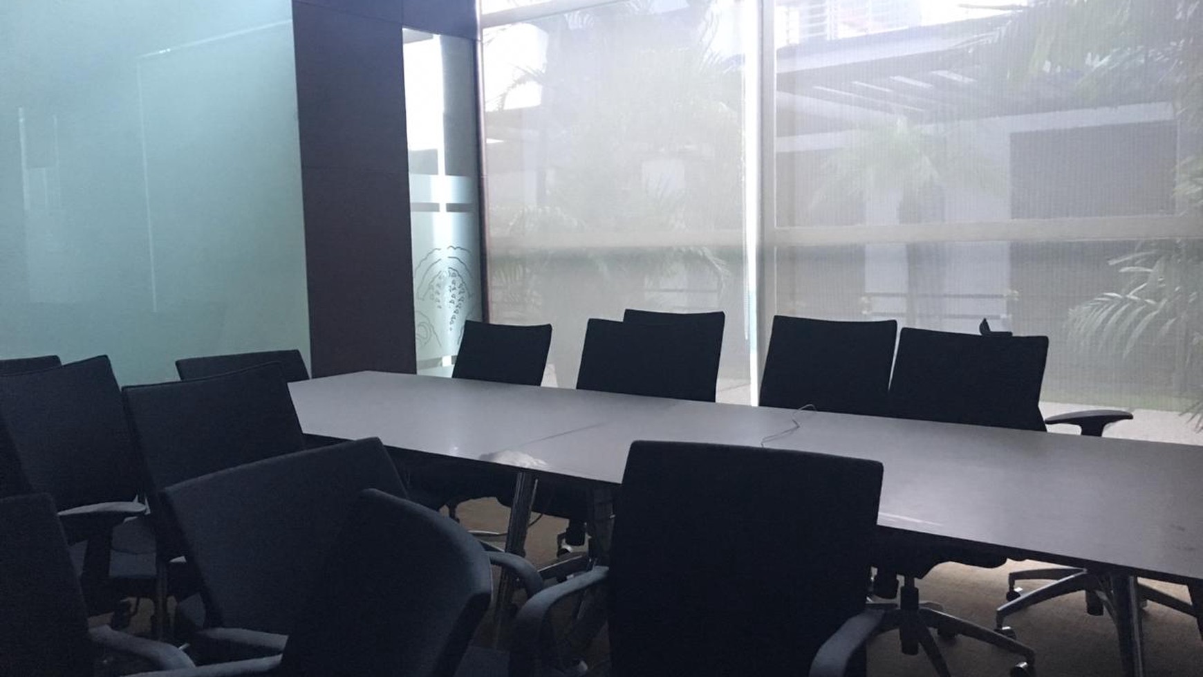 Gedung Pusat Kota untuk kantor strategis