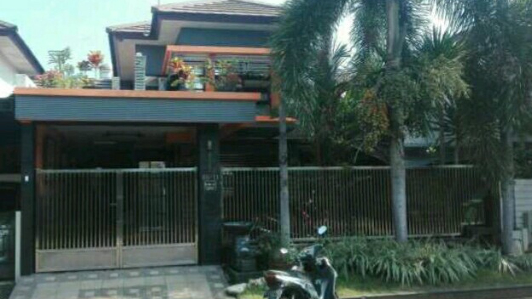 Rumah Puri Surya Jaya 2 lantai bagus
