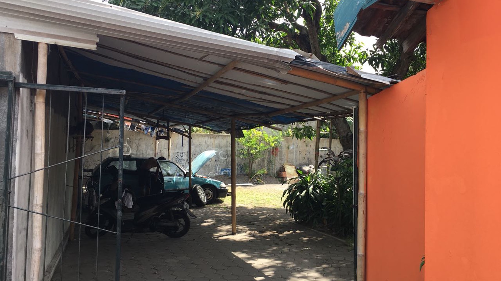 TANAH LUAS TERDAPAT BANGUNAN DIATASNYA, JL PATEHAN, YOGYAKARTA