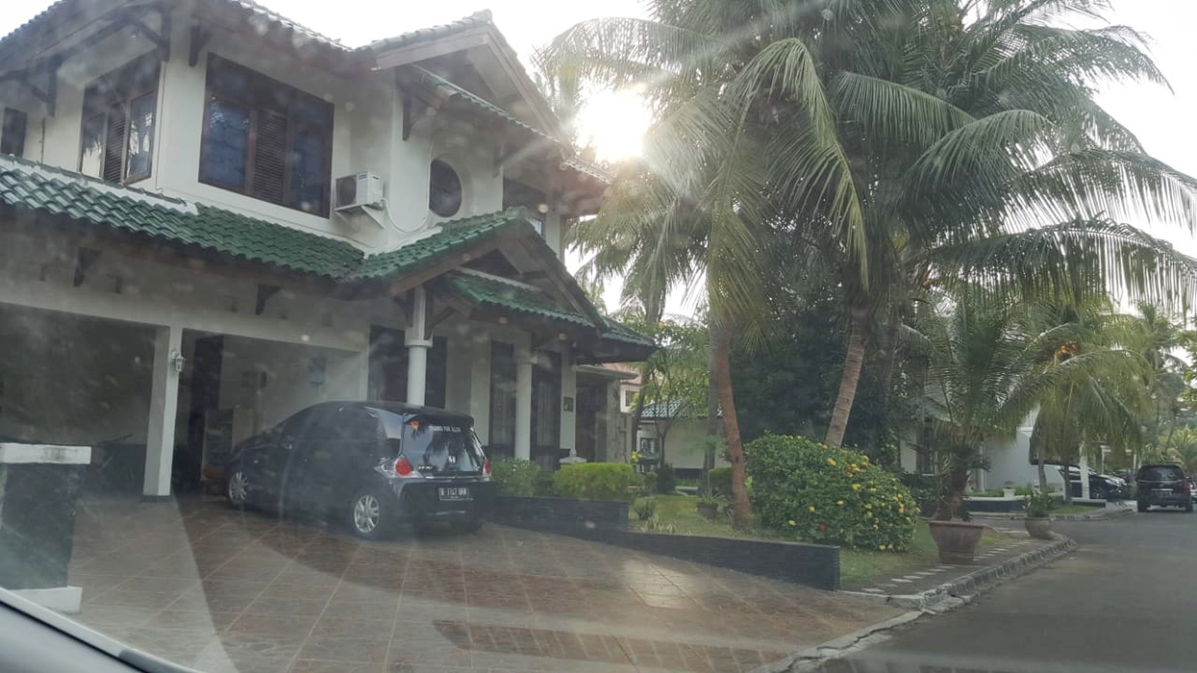 Rumah Bagus Di Graha Taman, Bintaro Jaya