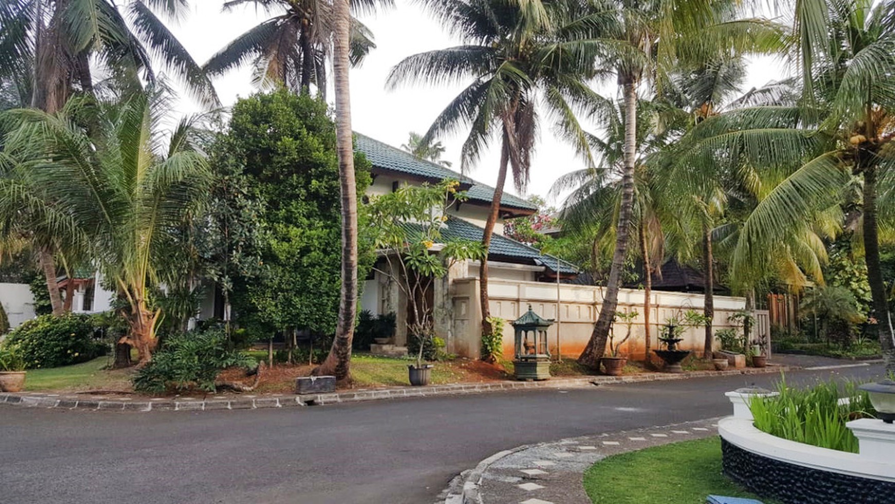 Rumah Bagus Di Graha Taman, Bintaro Jaya