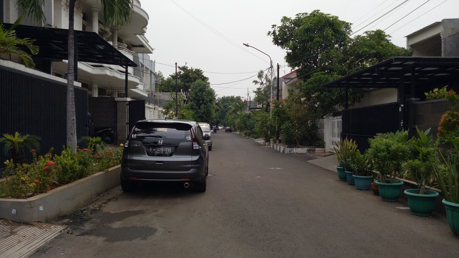 Rumah 2 lantai ,Hitung tanah di Pulo Mas Jakarta Timur