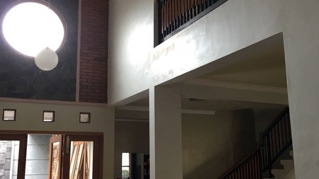 RUMAH MEWAH+FURNITURE, UNTUK KELUARGA , HARGA NEGO, MINOMARTANI