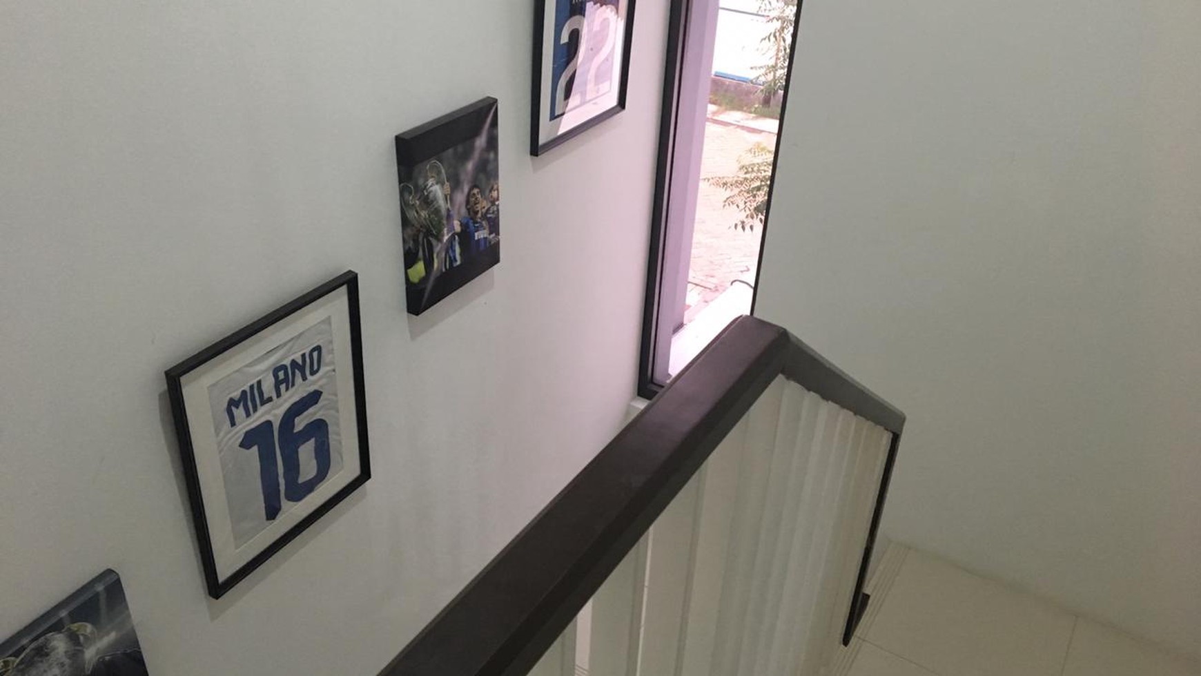 Rumah Cantik,standar 2 lantai,Hook di Bintaro Jaya 7