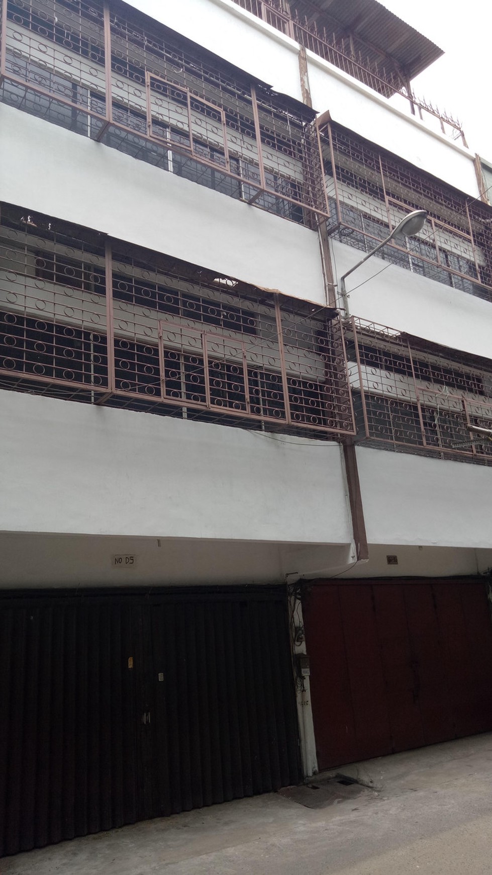 Ruko Gandeng 4 lantai cocok untuk kantor ,gudang di Bandengan Jakarta Utara