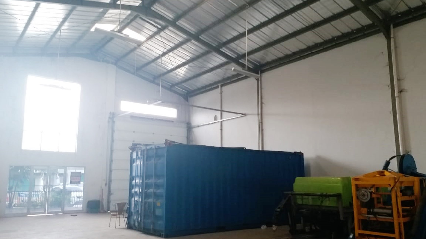 Gudang Strategis Di BSD Tangerang
