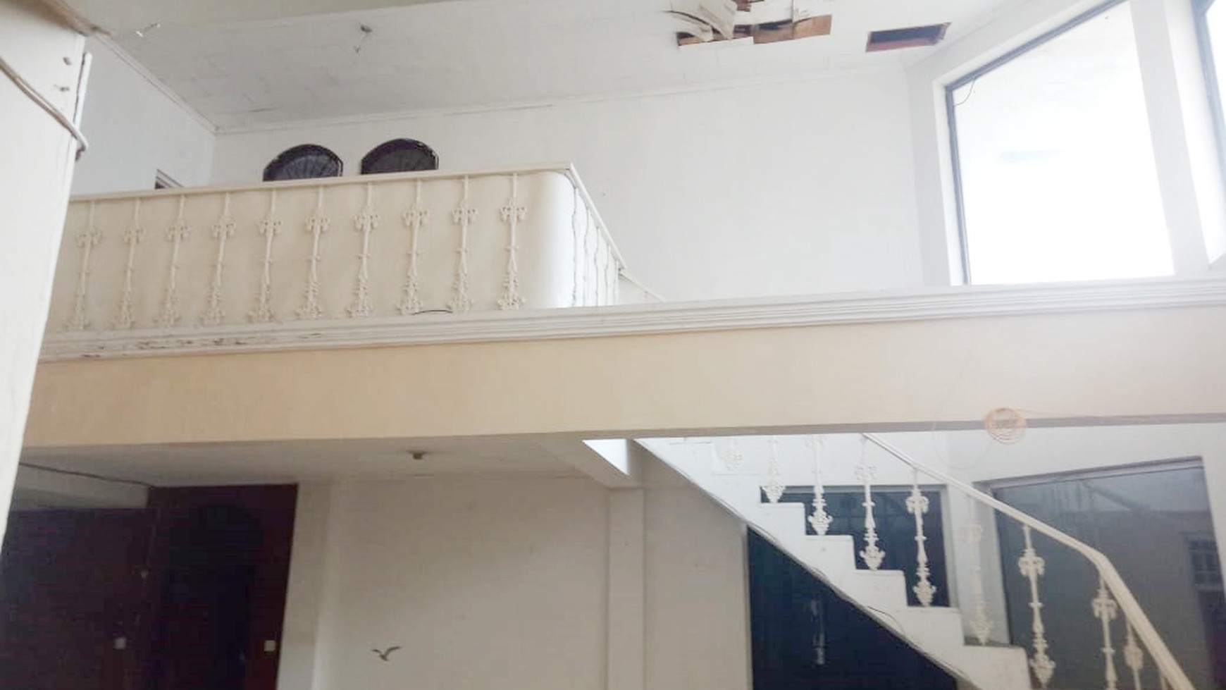 Rumah bagus Di Jl Mampang Prapatan, Jakarta Selatan