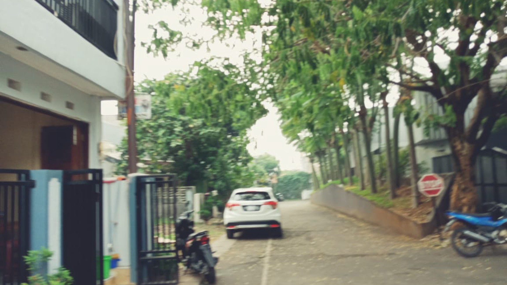 Rumah Bagus Di YRS Depsos Bintaro