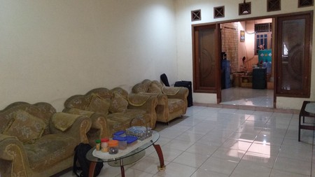 Rumah di Joglo Kembangan Jakarta Barat, Luas 200 M, Harga 2 M, Nego