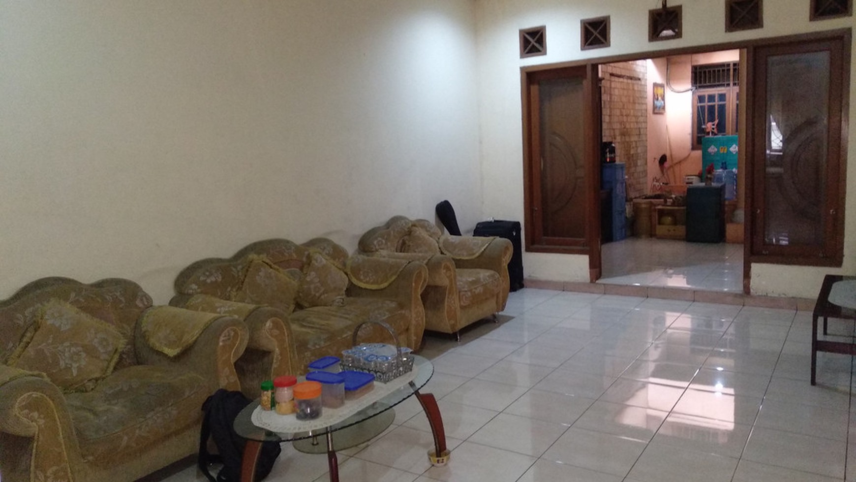 Rumah di Joglo Kembangan Jakarta Barat, Luas 200 M, Harga 2 M, Nego