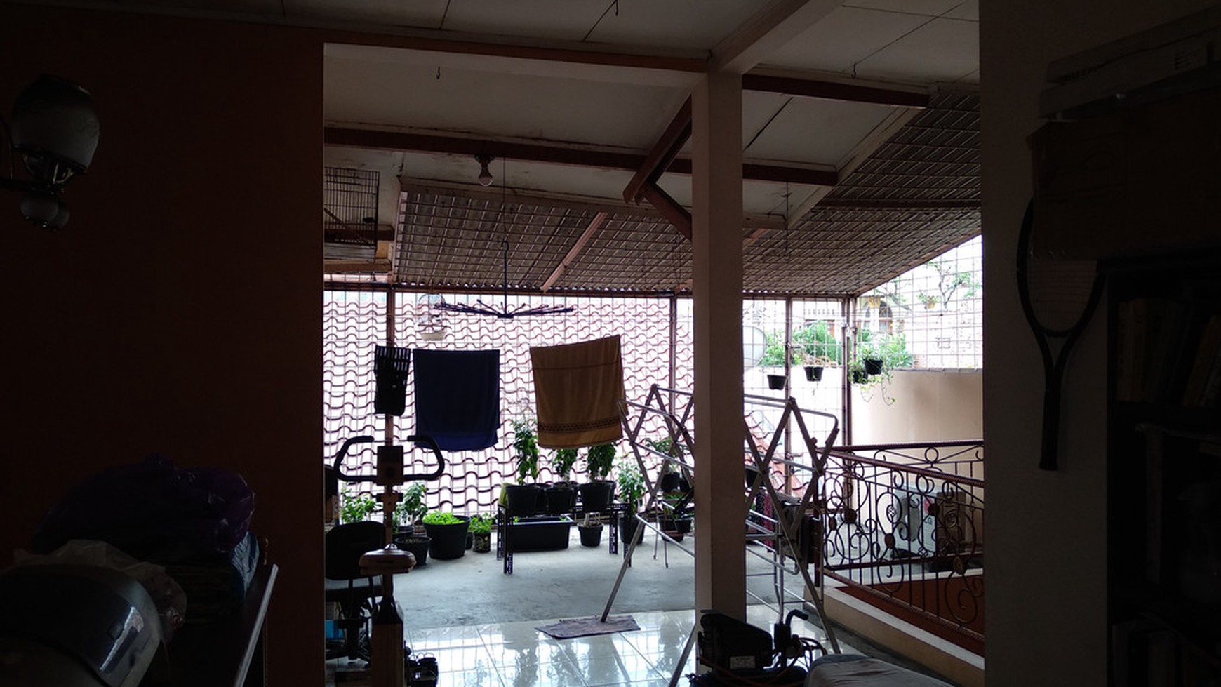 Rumah di Joglo Kembangan Jakarta Barat, Luas 200 M, Harga 2 M, Nego