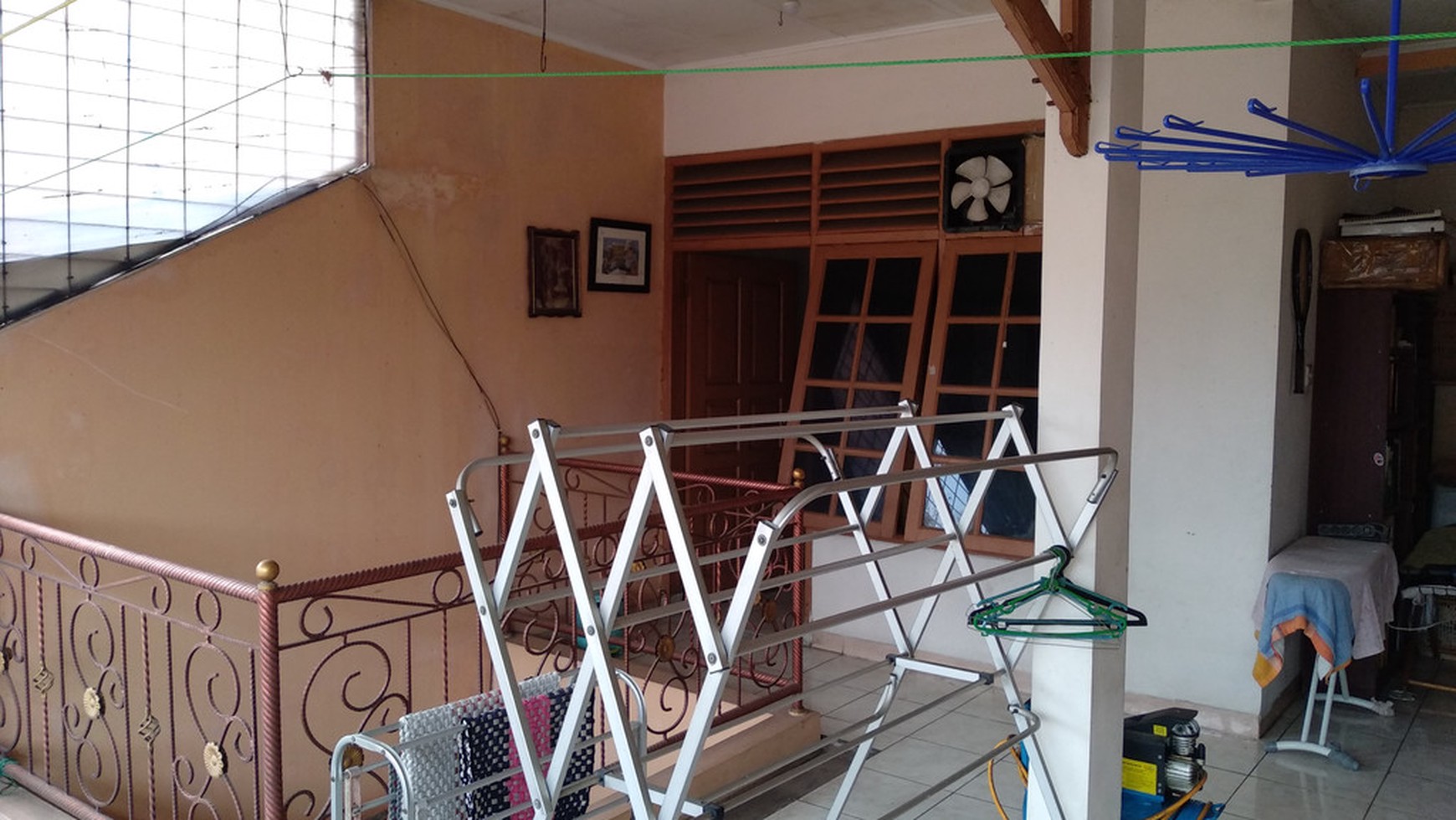 Rumah di Joglo Kembangan Jakarta Barat, Luas 200 M, Harga 2 M, Nego