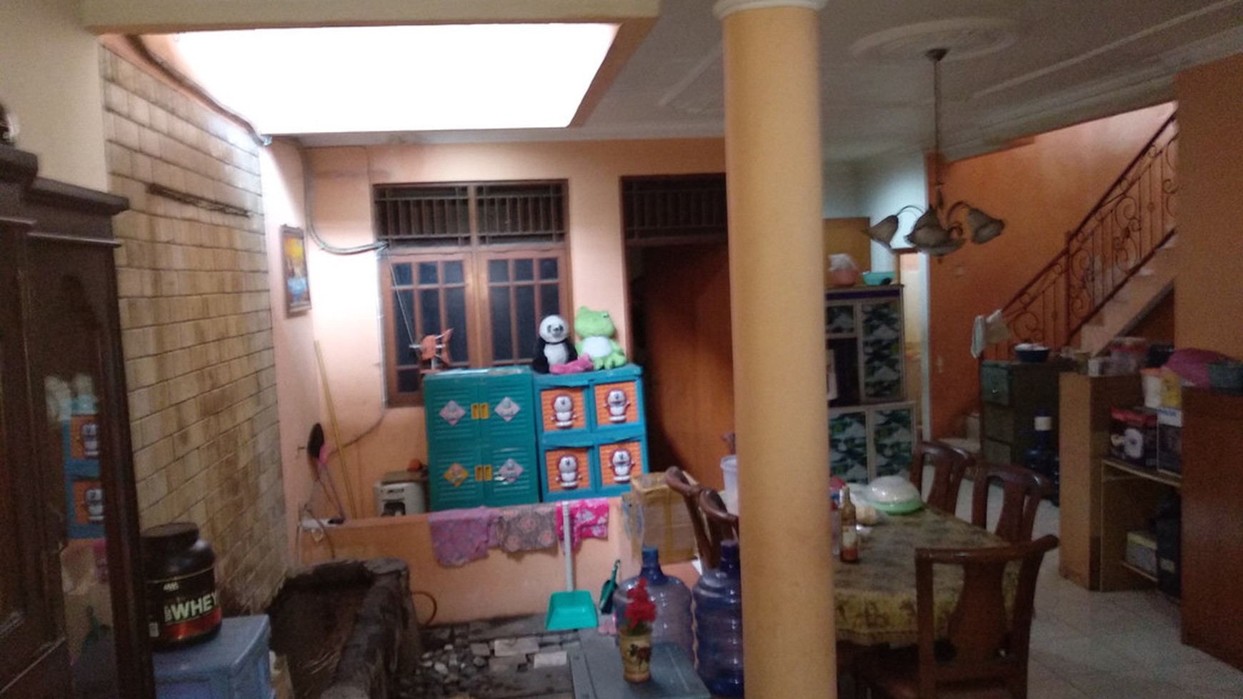 Rumah di Joglo Kembangan Jakarta Barat, Luas 200 M, Harga 2 M, Nego