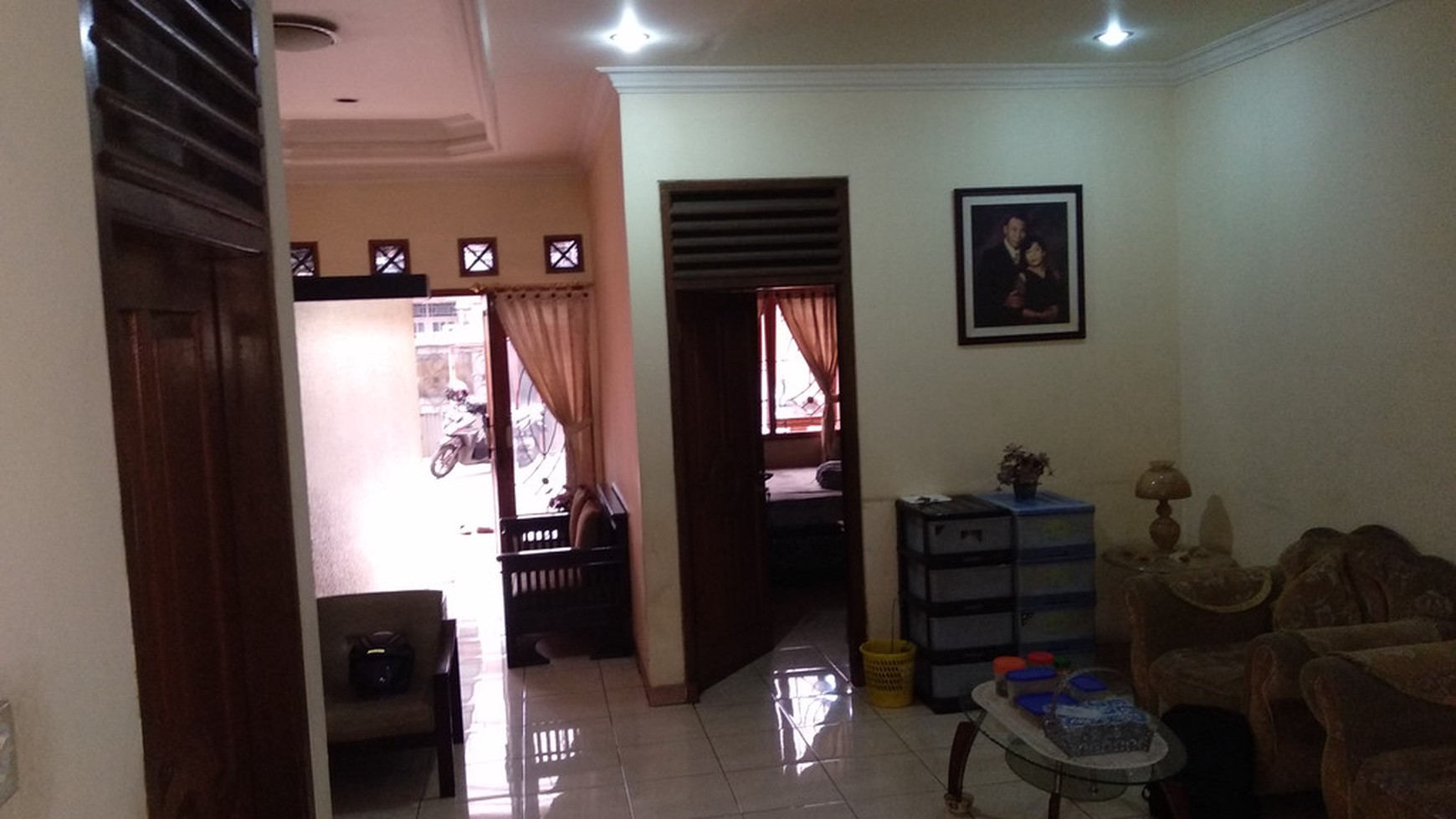 Rumah di Joglo Kembangan Jakarta Barat, Luas 200 M, Harga 2 M, Nego