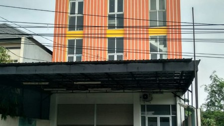 GEDUNG KANTOR 4 Lantai MINIMALIS di Ciledug, Luas 200 Meter, HARGA 5,5 M, NEGO.