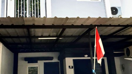 Rumah KOMPLEK PURI BETA Luas 75 M, 2 Lantai, Selangkah dengan terminal BUSWAY CIledug, Harga 1,5 M, NEGO.