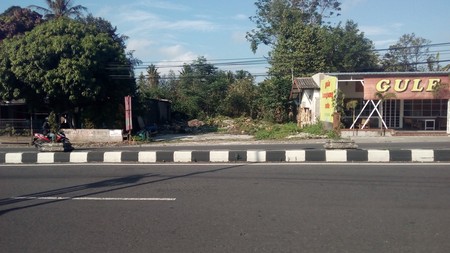 TANAH LUAS DAN SETRATEGIS, BERADA DI JL MAGELANG KM 15,4