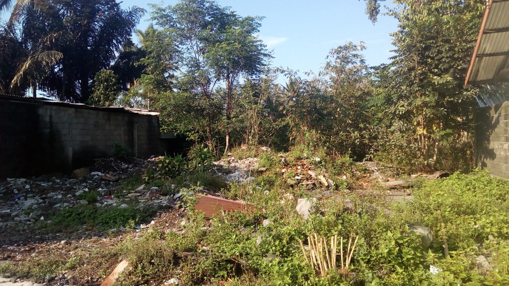 TANAH LUAS DAN SETRATEGIS, BERADA DI JL MAGELANG KM 15,4