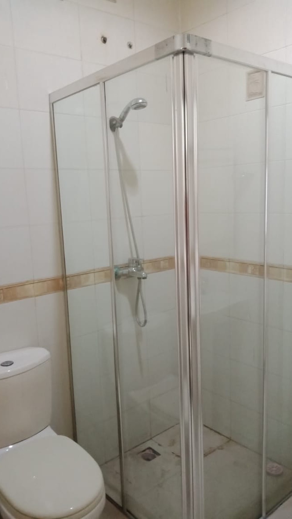 Rumah 2-1/2 Lantai di Kelapa Hibrida, Luas 6x15m2