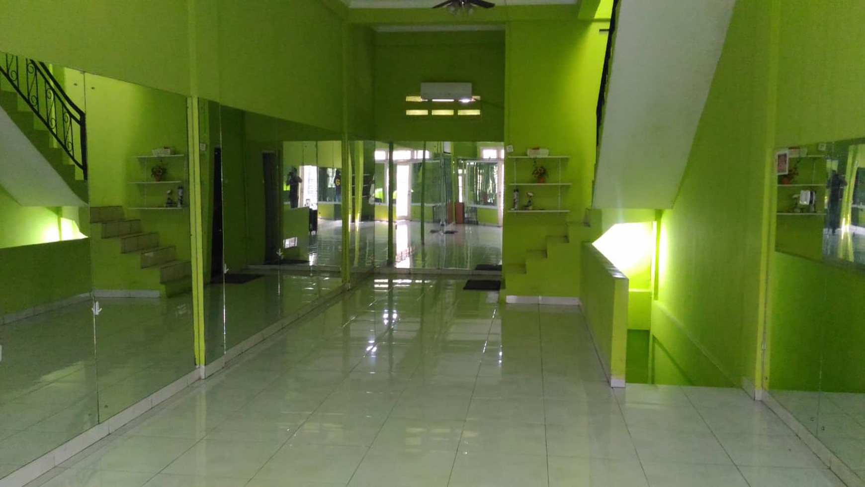 Ruko Ciledug Karang Tengah Pinggir Jalan Raya, 2,5 Lantai, Luas 103 M, Harga 2,8 M. NEGO Tipis.#TS