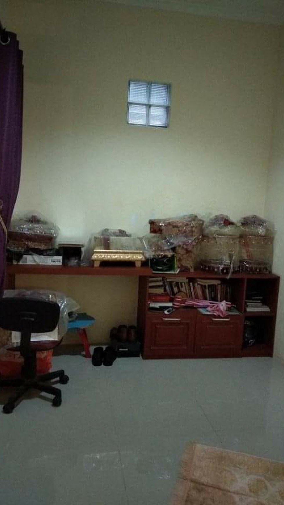 Rumah Bagus ,siap huni,lokasi oke di Ciledug