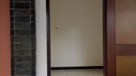 Rumah sewa siap huni dalam komplek yang nyaman