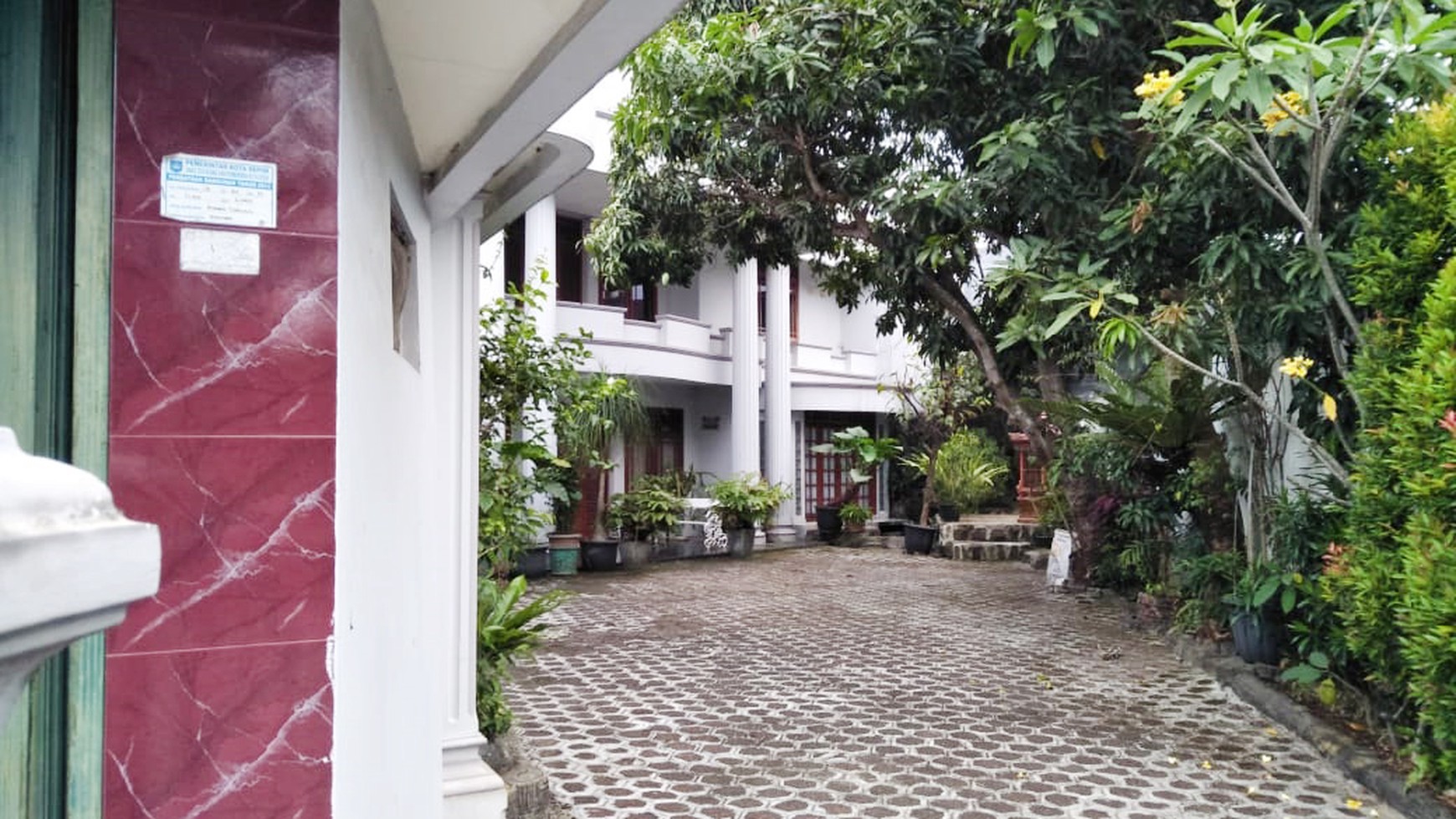 Rumah Nyaman dan Siap Huni di kawasan Graha Cinere, Depok