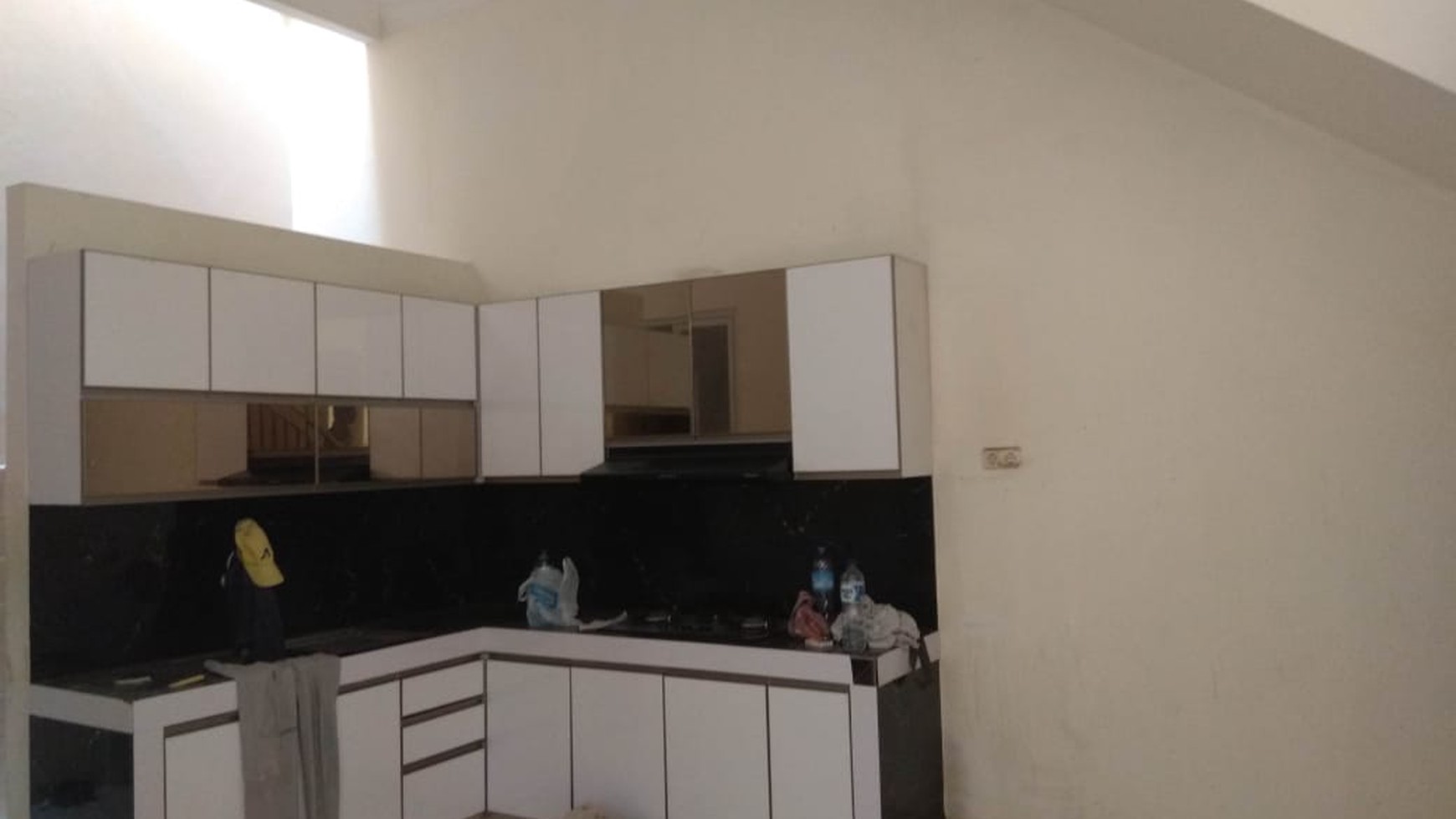 Rumah Dijual & Disewakan