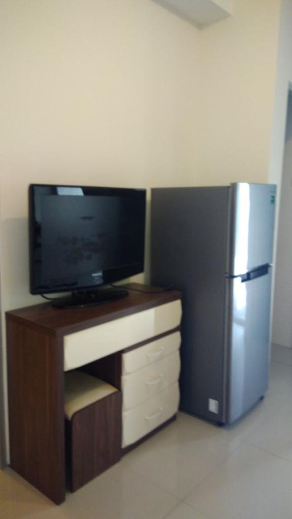 Dijual Murah Apartment Gunawangsa MERR 2 Bedroom Fully Furnished Mewah Tinggal Bawa Koper