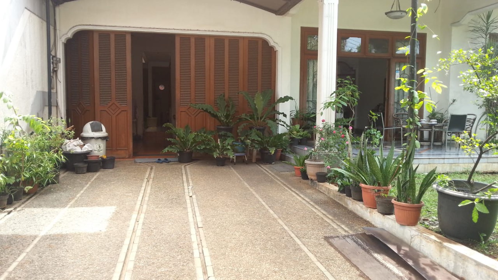 Rumah Nyaman dan Siap huni di Kawasan Pesanggrahan, Jakarta Selatan