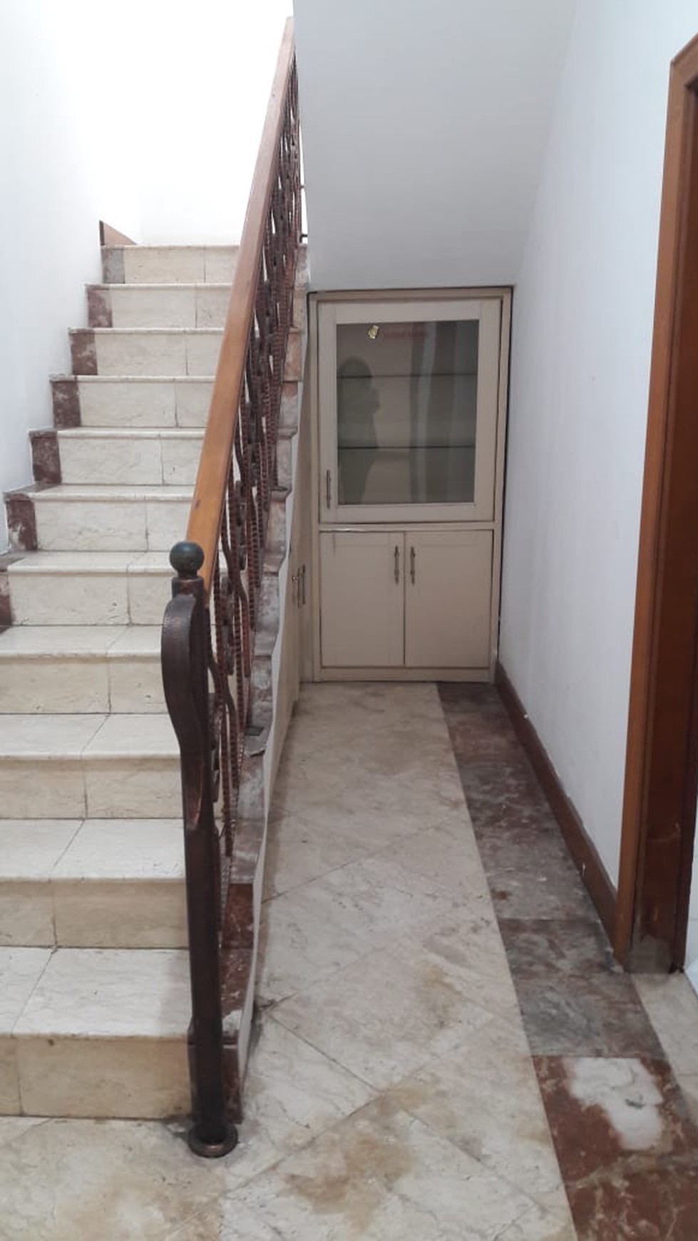 Rumah Dalam Ruangan Rapi,Siap Huni di Pondok Ranji