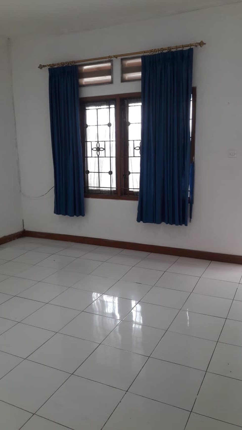Rumah Dalam Ruangan Rapi,Siap Huni di Pondok Ranji