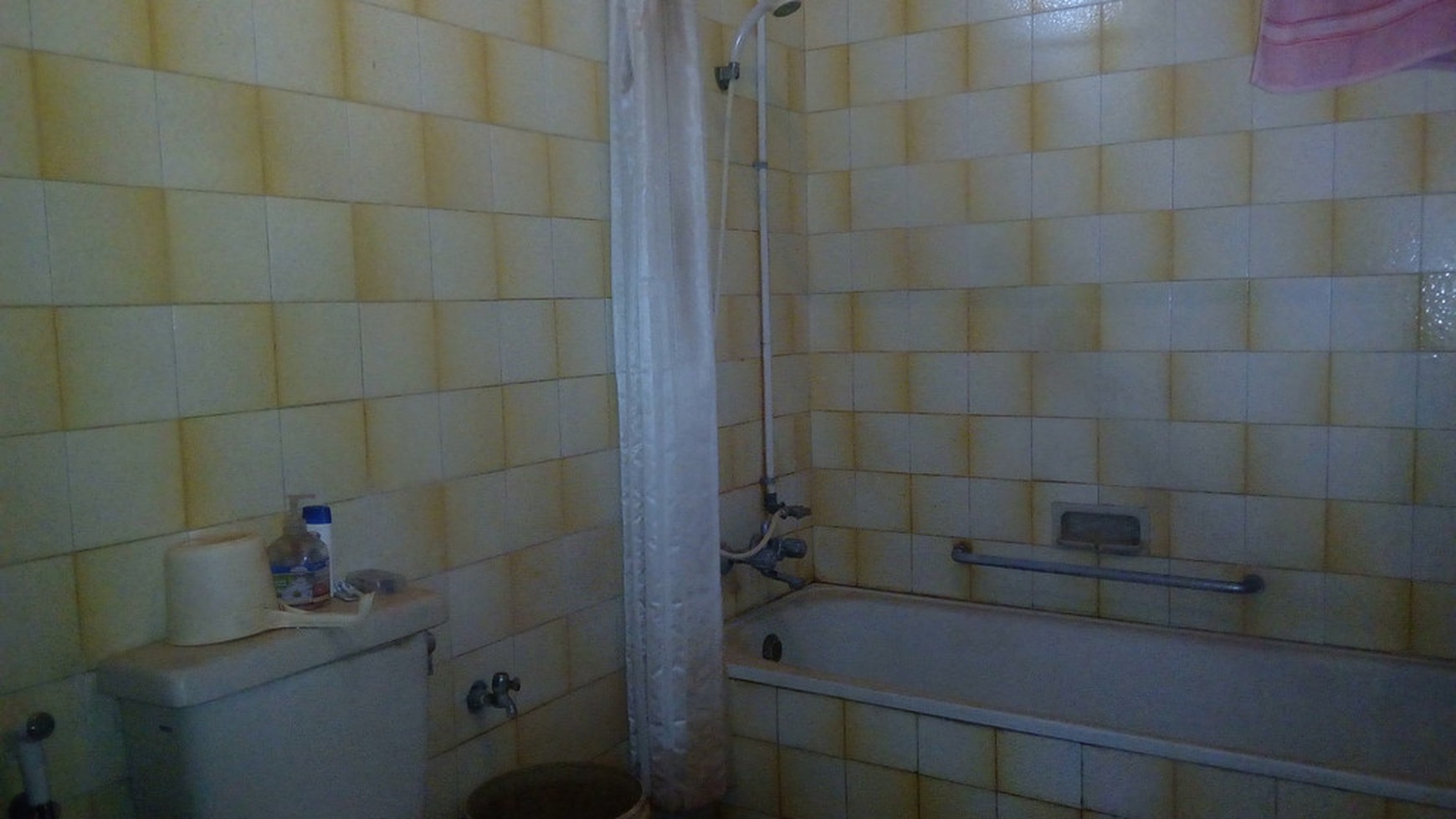 RUMAH TINGGAL, COCOK UNTUK KOST, 31 KAMAR, JL STM PEMBANGUNAN.