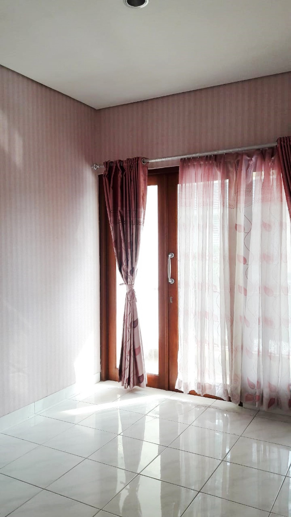 Rumah Nyaman dan Siap Huni di Kawasan Discovery Lumina, Bintaro