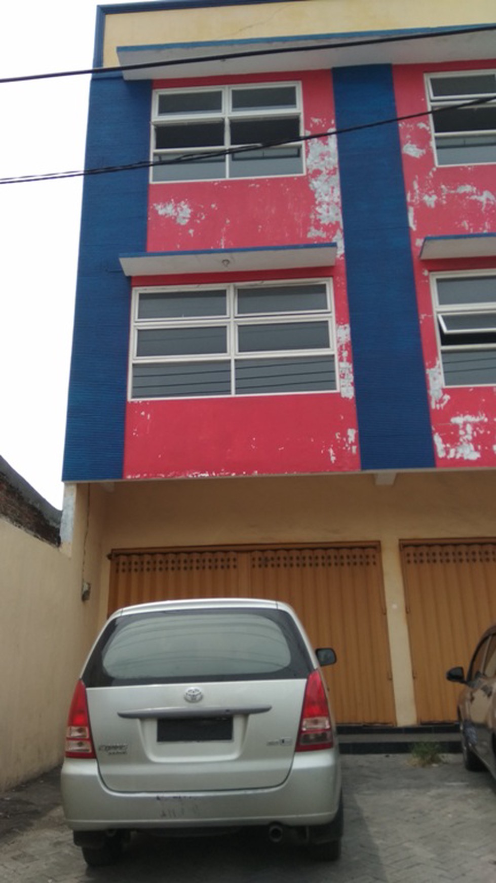 Ruko Strategis di Raya Tropodo (ada 2 Unit)