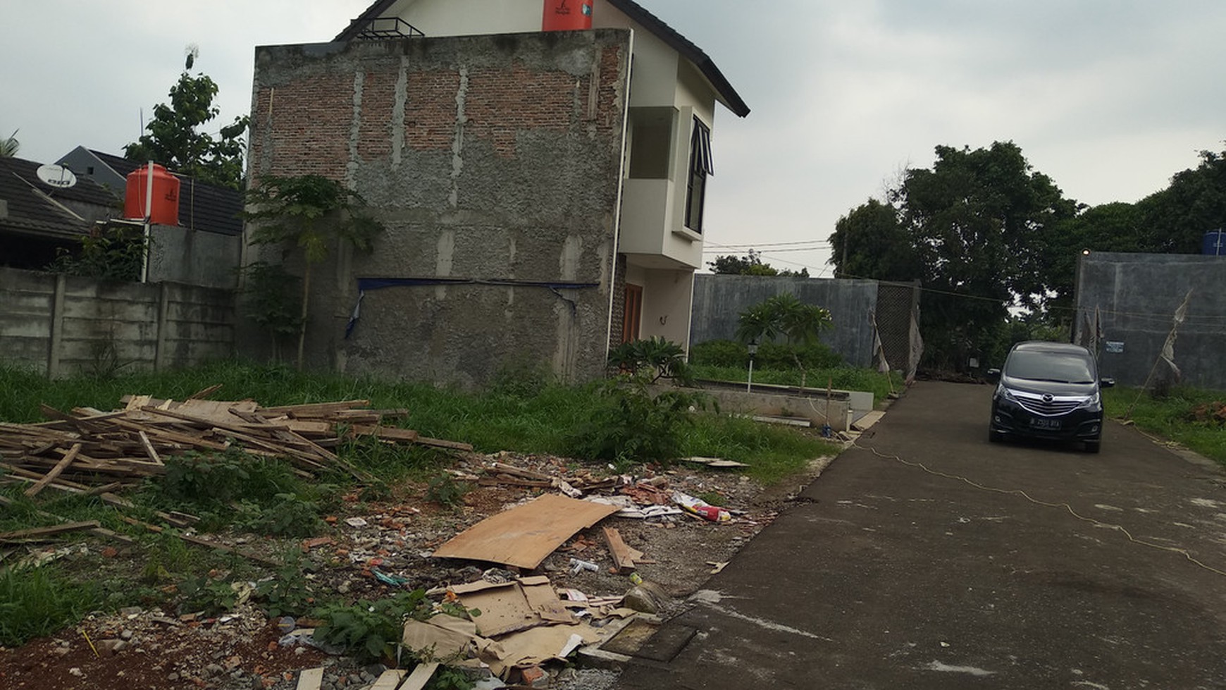 Rumah Baru 2 Lantai Bintaro D\'Mansion Parigi Pondok Aren JL. Taman Makam Bahagia, HARGA Start 1,1 M.