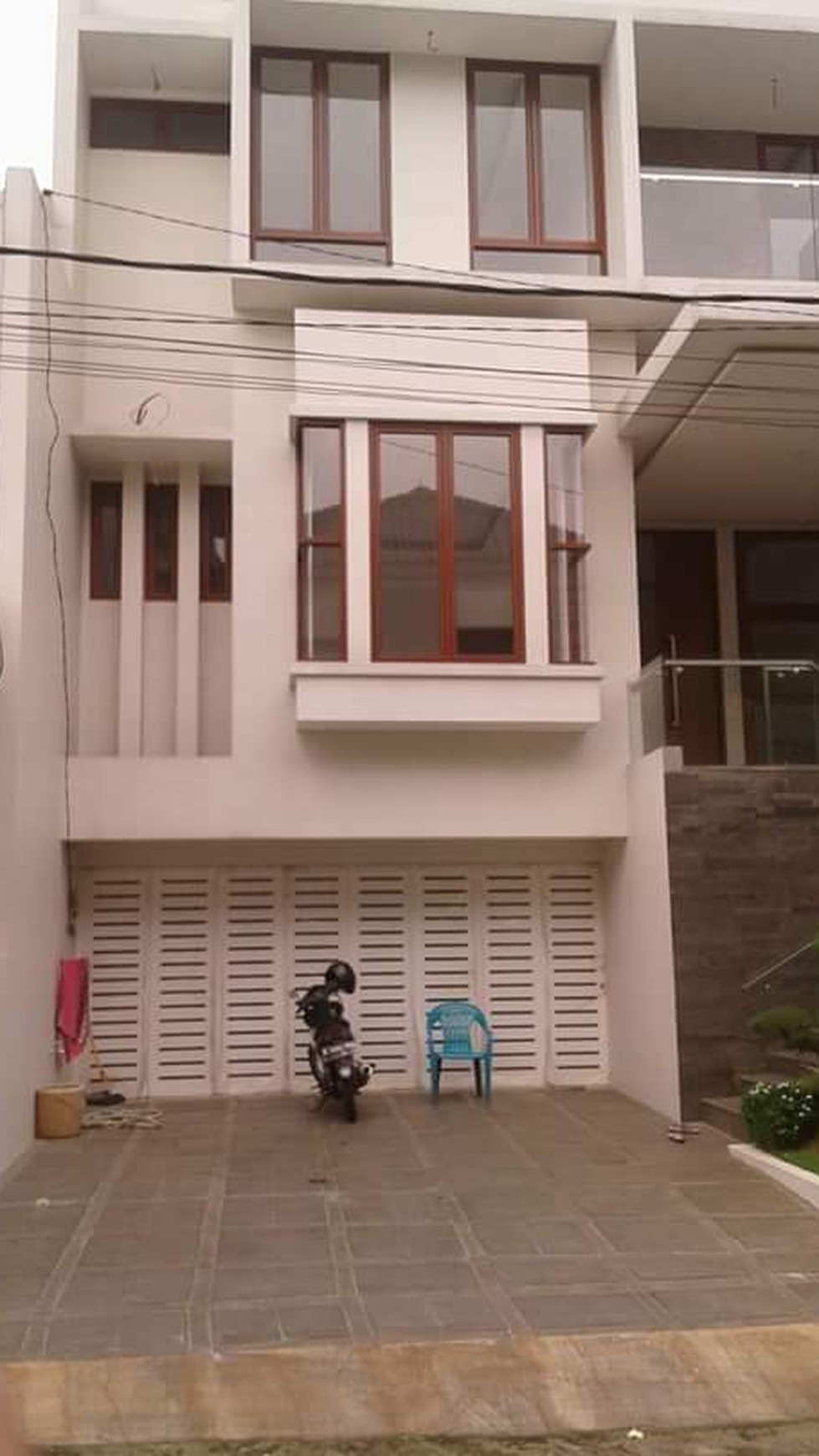 Rumah Cipete Utara, Luas 267 M, 2 Lantai, HARGA 13 M. Nego.