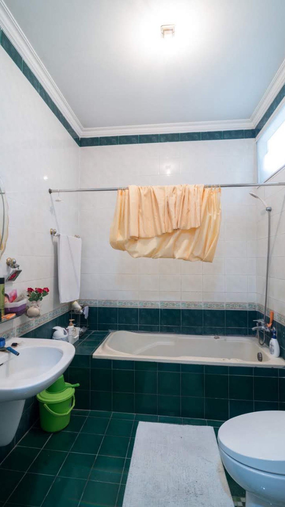 Dijual Rumah di Bumi Permata Indah - Puri, Jakarta Barat