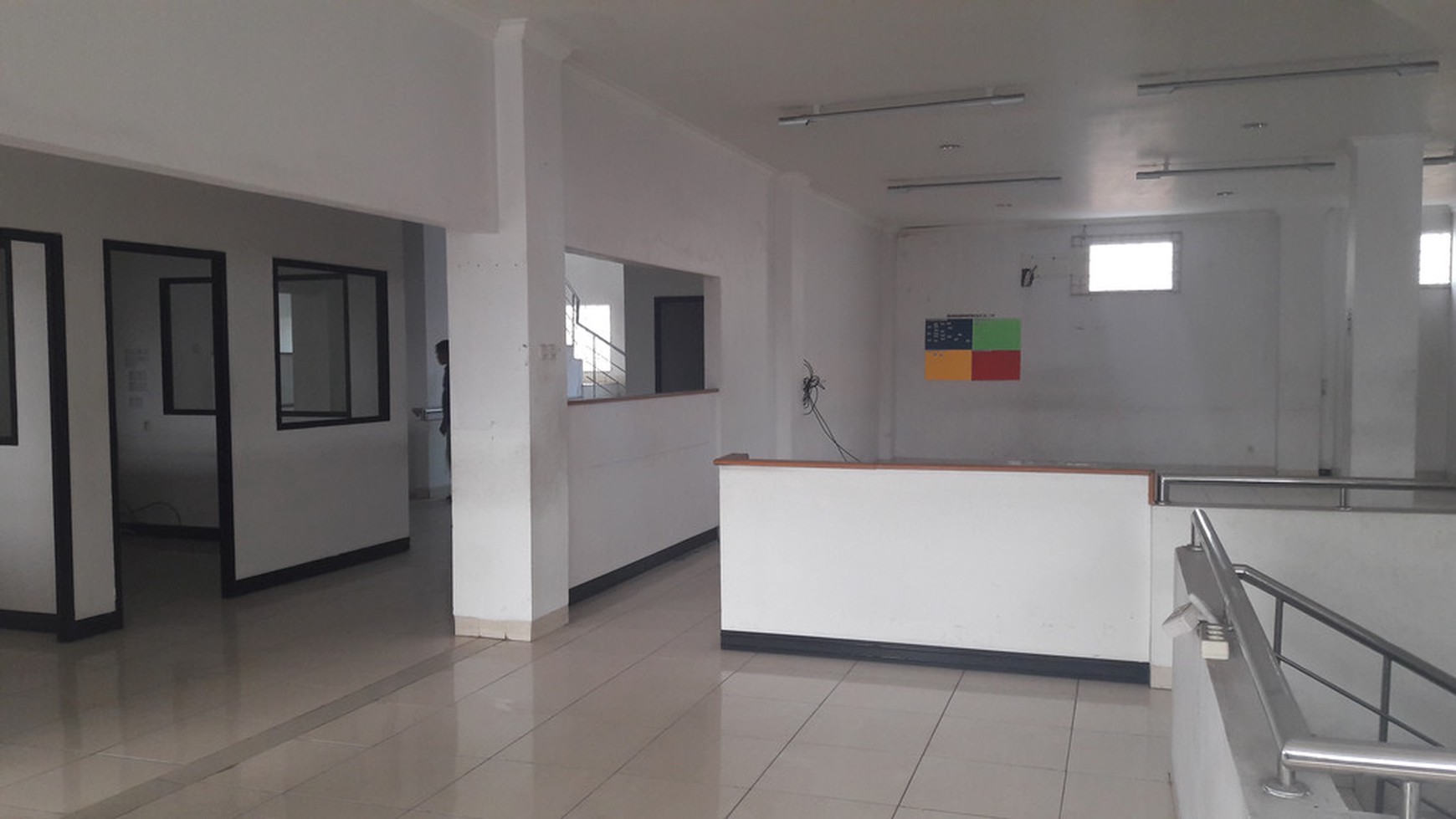 Ruko 4 unit jejer Strategis Jl Laswi , sayap Gatot Subroto