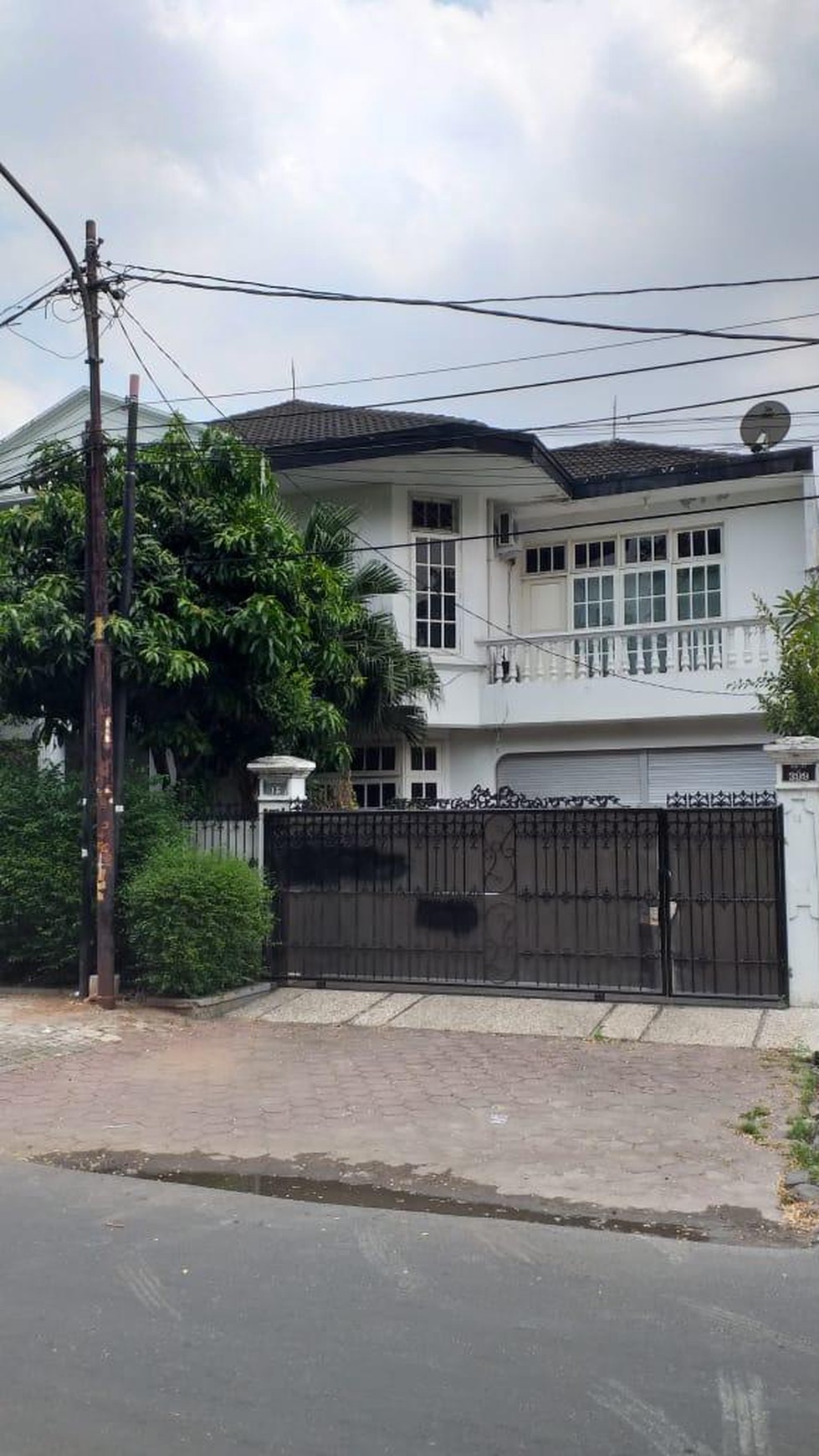 Rumah Exclusive - Lokasi Strategis