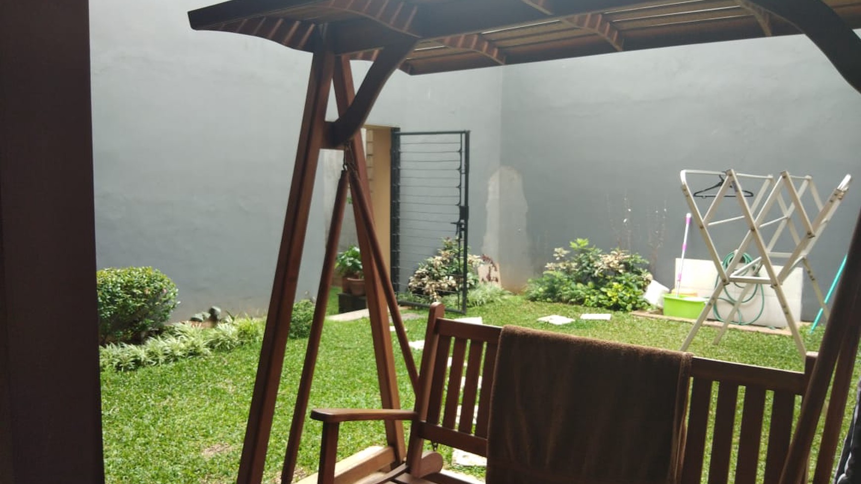 Rumah Cantik Di Lebak Lesari - Lebak Bulus